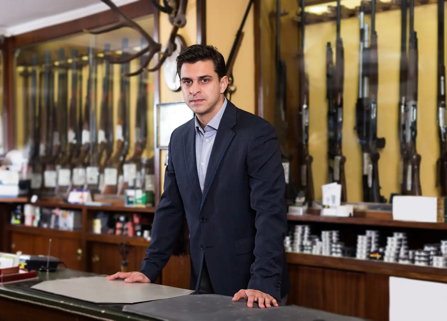 pawn-shop-and-gunsmith-54